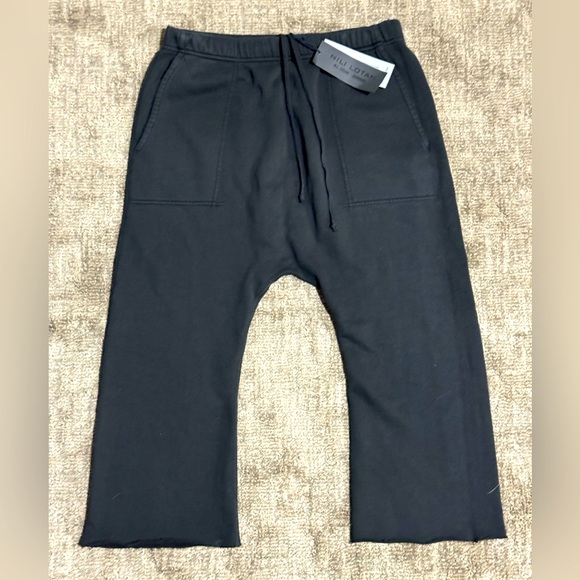 Nili Logan NWT Black cropped sweatpants! - Picture 1 of 8